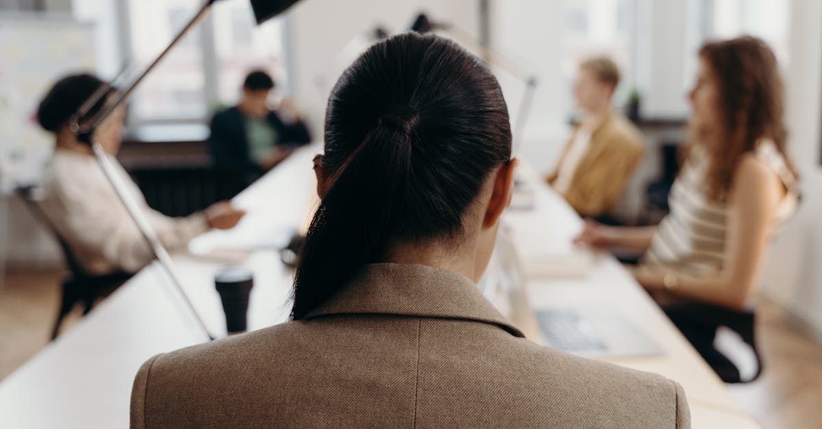 网信移动实名账号：实名认证在典当行网络交易中的应用