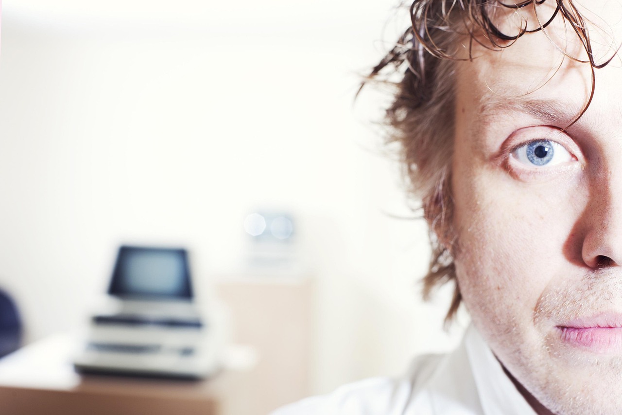 凤凰利用移动营销来增强企业品牌形象